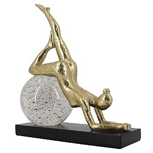 FIGURA DECORATIVA DE RESINA E VIDRO DOURADA E PRETA