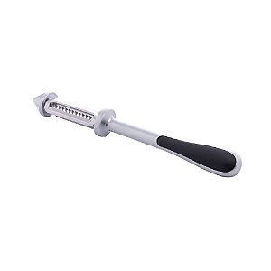 DESCASCADOR DE FRUTAS E LEGUMES EM LIGA DE ZINCO COM CABO ANTIDERRAPANTE CHEF PRO 18,5CM - WOLFF