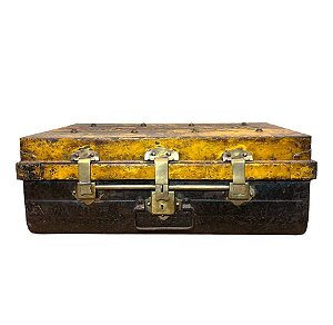 BAU BALI ANTIQUE METAL AMARELO 68X44X26CM