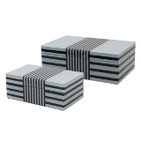 CJ. DE PORTA JOIAS DE MADEIRA E VIDRO PRETO E BRANCO - 2 PCS