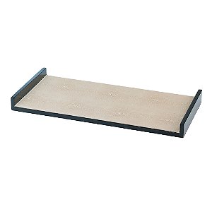 BANDEJA DECORATIVA EM METAL E PU - PRETO E CREME - 45X26X3CM