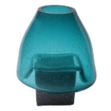 VASO DE VIDRO AZUL COM BASE PRETA