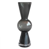 VASO EM VIDRO PRETO