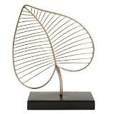 PECA DECORATIVA DE METAL DOURADA E PRETA