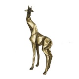 GIRAFA DE RESINA DOURADA