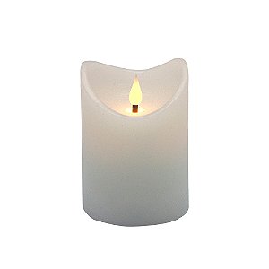 VELA DECORATIVA COM LED EM CERA COR BRANCA