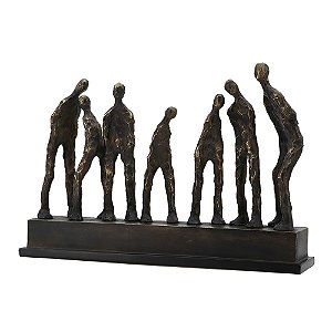 PECA DECORATIVA EM RESINA ESCULTURA HOMENS BRONZE 50CM X 10CM X 32CM