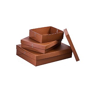 CJ DE CAIXAS DECORATIVAS EM COURO SINTETICO MARROM 3PCS