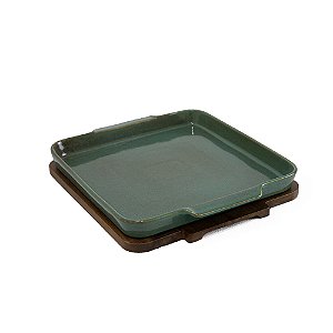 PETISQUEIRA EM MADEIRA E CERAMICA VERDE COM 1 TRAVESSA