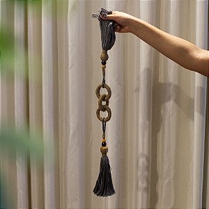 PINGENTE EM ALGODÃO E JUTA CHUMBO 70CM