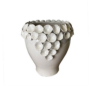 VASO DECORATIVO COM CONCHAS EM CERAMICA BRANCO