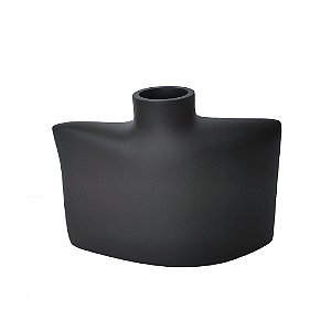 VASO DECORATIVO EM RESINA PRETO
