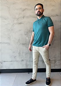 POLO PIQUET PRIME FURTA COR MAQUINETADO VERDE PETRÉLEO