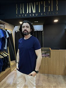 CAMISETA BÁSICA GOLA REDONDA MARINHO