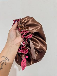 Touca Ju | chocolate/cereja