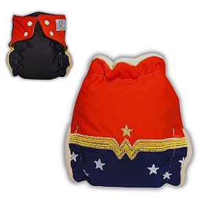 Fralda de Pano Ecológica AURORINHA SUSTENTÁVEL Pocket Lycra MULHER MARAVILHA Tamanho Único 4kg/18kg