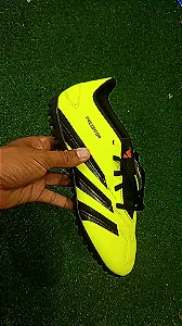 Chuteira Society Adidas tamanho 40