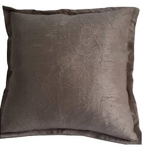 Capa Suede Amassado Liso Decorativa p/ Almofada 43x43cm Bege com Abas