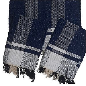 kit 3 Peças Tapete Artesanal Fio de Malha Moldura Pontilhada Azul Marinho.