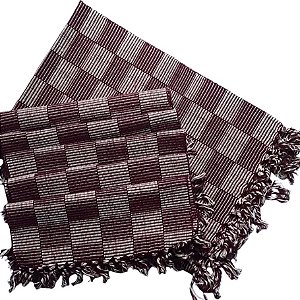 Jogo Americano 7 Lugares Xadrez nas cores Bordô e Cru Com nós nas pontas