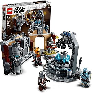 Brinquedo Lego Star Wars A Forja do Armeiro Mandaloriano 441 peças +6 anos