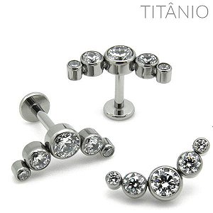 Piercing Labret Cluster Meia Lua Zircônia Titânio