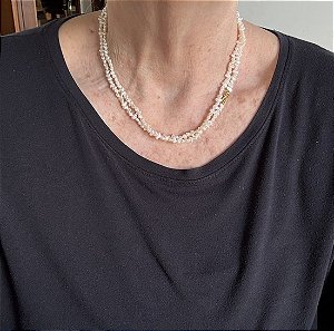 Colar de Mini Pérolas com Fecho em Ouro 18K