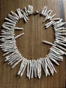Colar de Pérolas Palito
