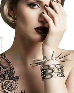 PULSEIRA PEROLAS E SPIKES - AC181