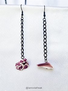 BRINCO CORRENTE PRETA E PEDRAS ROXAS - AC306