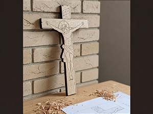 Crucifixo Decorativo em MDF – Cristo Crucificado com INRI – 30x19 cm