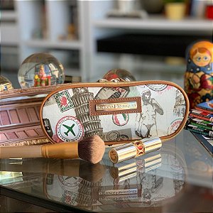 Necessaire de maquiagem pequena estampa viagem