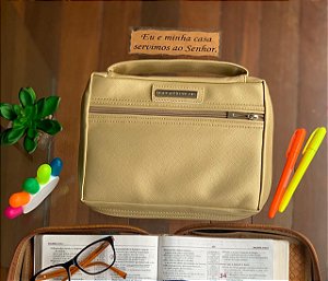 Bolsa para Bíblia em Couro Sintético Estampa Dourada - Tamanho M
