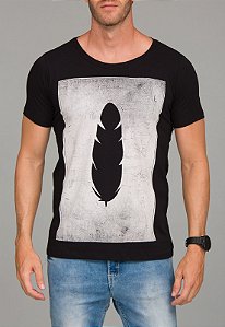 Camiseta Red Feather Portrait Masculina