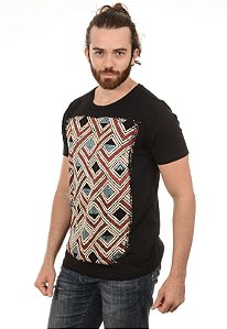 CAMISETA MASCULINA VITRAL ÉTNICO Red Feather