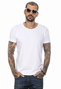 CAMISETA RED FEATHER MASCULINA BÁSICA RELEVO BRANCA