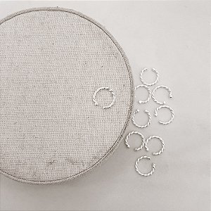 Piercing fake argola torcida 11mm