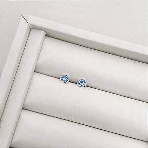 Brinco zircônia redonda embutida azul 6mm