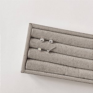 Brinco infantil zircônia 3mm furta tarraxa baby