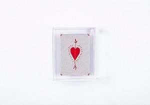 Quadro Acrílico Colagem P - Coração Flechado