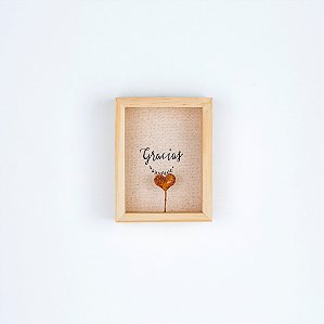 Quadro Bordado c/ Acrílico - Gracias