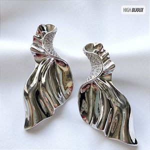 Brinco Orgânico Vértice Prateado - Maxi brinco design orgânico