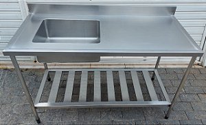 Pia de Inox com Cuba à Esquerda