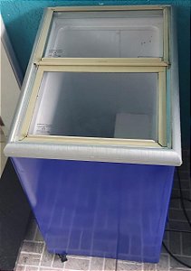 Freezer Expositor Horizontal 120L. [Usado]