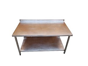 Mesa 100% Inox 1,35 mt. com prateleira lisa [Usada]