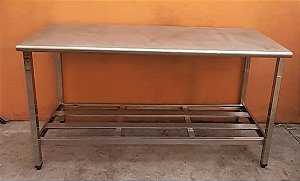 Mesa 100% Inox - 1,80m com prateleira inferior gradeada [Usada]