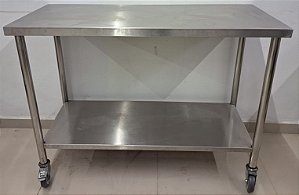 Aparador / Bancada / Mesa de Inox com prateleira inferior 1.20m com rodízios [Usada]