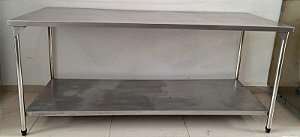 Bancada / Mesa 100% Inox - 2m Comprimento com prateleira inferior [Usada]