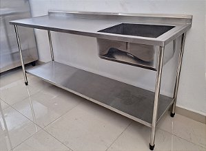 Pia cuba direita / Bancada de Inox com prateleira inferior lisa 1.90 x 60 x 90 [Usada]