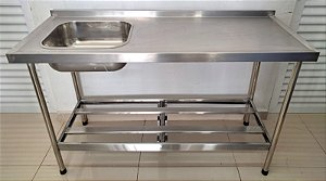 Pia / Bancada com cuba esquerda 1.38m x 50xm x 90cm com prateleira inferior gradeada [Usada]
